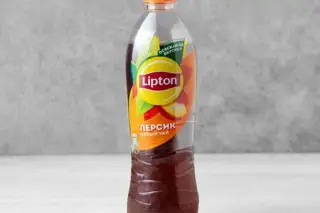 Lipton черный чай Персик