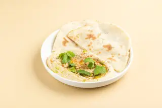 Постный хумус с картофельной лепешкой