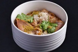 Феттуччине с уткой и соусом демиглас