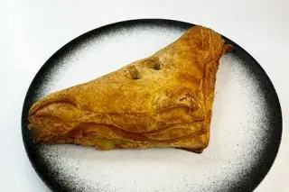 Слойка с курицей
