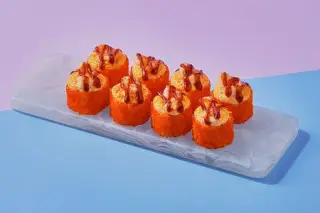 Запеченный ролл с тигровой креветкой