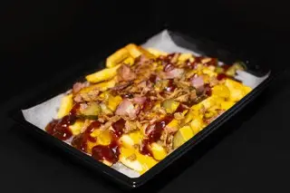 Картофель с беконом и сыром