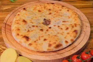 Осетинский пирог с говядиной и картофелем