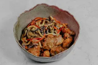 Сливочная лапша с курицей