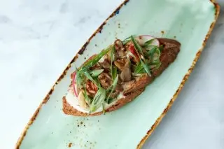 С вёшенкой и сырным соусом
