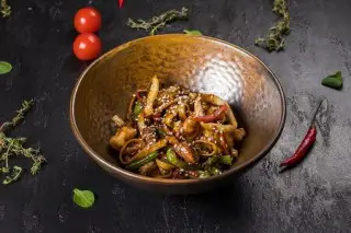 Удон с морепродуктами
