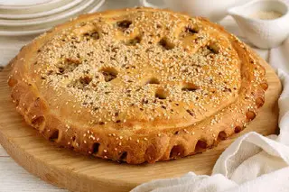 Пирог с курицей и грибами