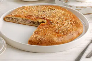 Пирог татарский с индейкой и грибами