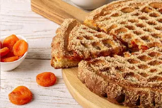Пирог с курагой