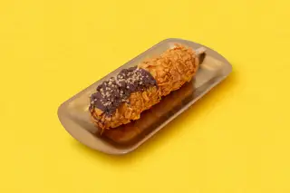 Корн-дог с нутеллой и арахисом