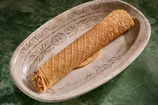 Трубочка с варёной сгущёнкой