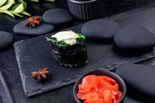 Гункан с чукой