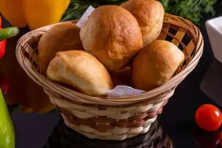 Хлеб (фирменные булочки) 