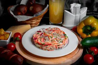 Салат Гусарский с говядиной