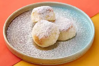 Сырники со сметаной
