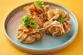 Блинчики с мясом цыпленка и грибами