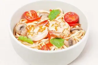 Wok Том ям с креветкой L
