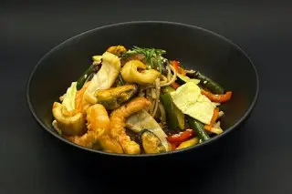 Лапша удон с морепродуктами