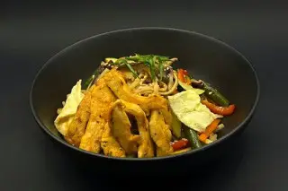 Лапша удон с курицей