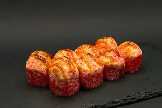Запеченный ролл с креветкой
