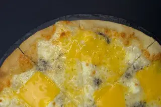Пицца Сырная большая