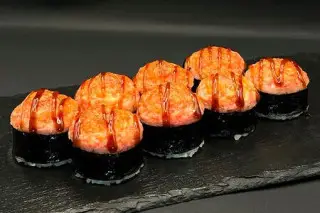 Запеченный нежный с курицей 