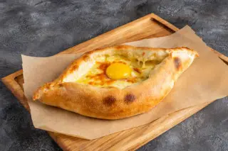 Хачапури по-аджарски