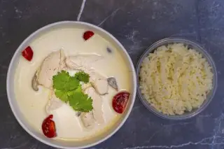 Том кха с курицей