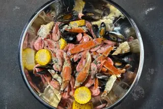 Ведро морепродуктов
