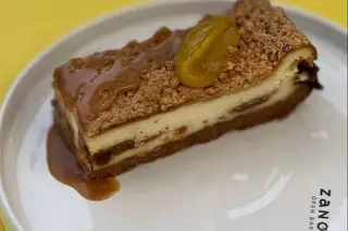Чизкейк с яблоком