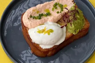 Рийет на тосте