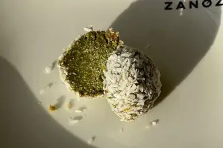 Конфета матча