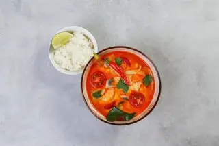 Том ям с курицей