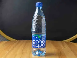 Бонаква газированная