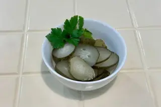 Соленые огурцы