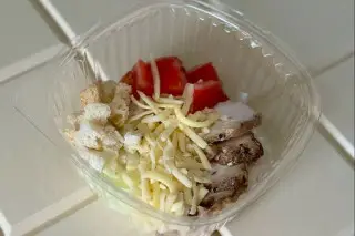 Цезарь курицей