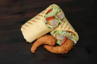 Ролл с креветками