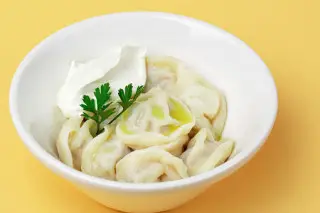 Пельмени ручной лепки с курицей