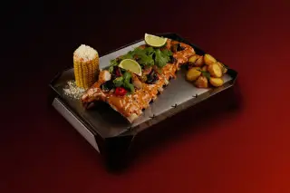 Basta size с соусом Том Ям и креветками