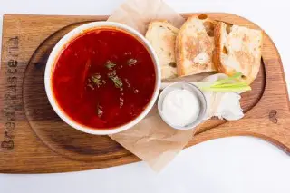 Борщ красный с говядиной