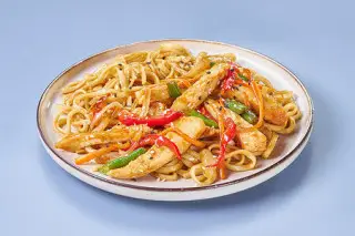 Удон с курицей терияки