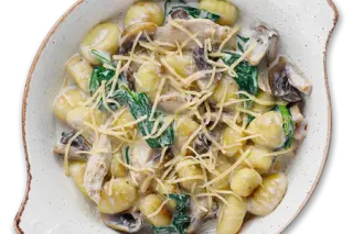 Ньокки с курицей и шпинатом