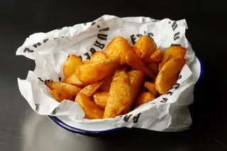 Картофельные дольки в специях 