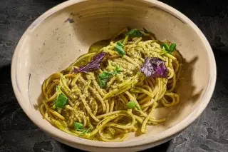 Спагетти с кабачками и брокколи 