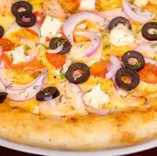 C лососем и фетой 40 см